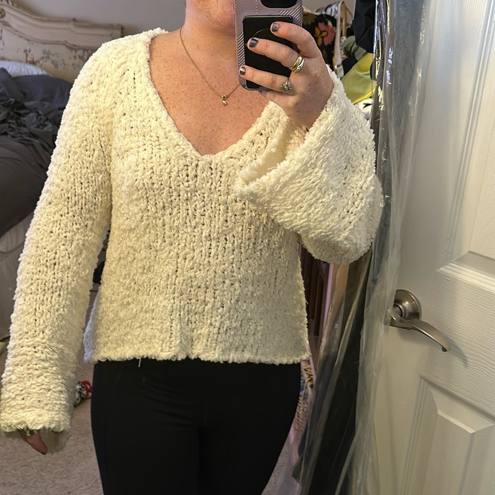 Free People White Dune Bell Sleeve Chunky V Neck Sweater